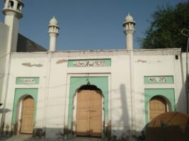 Minarets and Kalima removed from Ahmadiyya mosque by Punjab Police in Faisalabad