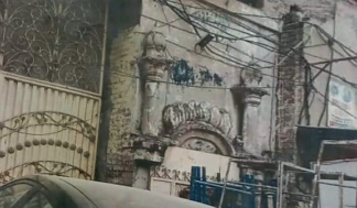 Press report on defiling Ahmadiyya mosque